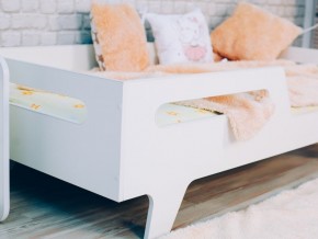 Кровать детская Бэби белая в Снежинске - snezhinsk.magazinmebel.ru | фото - изображение 2
